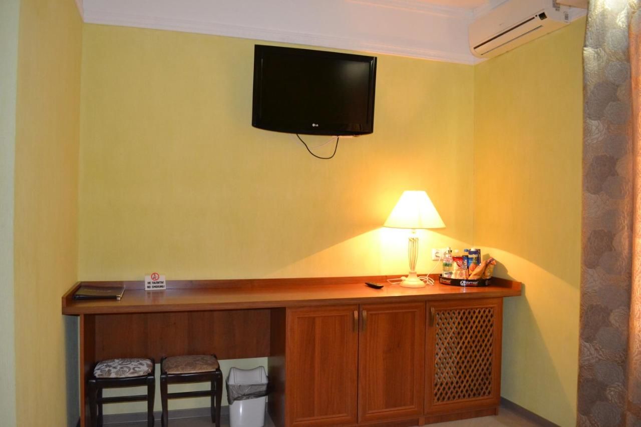 Отель Hotel Strike Винница-23