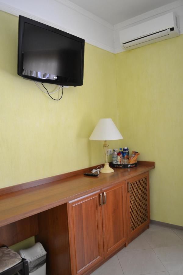 Отель Hotel Strike Винница-27